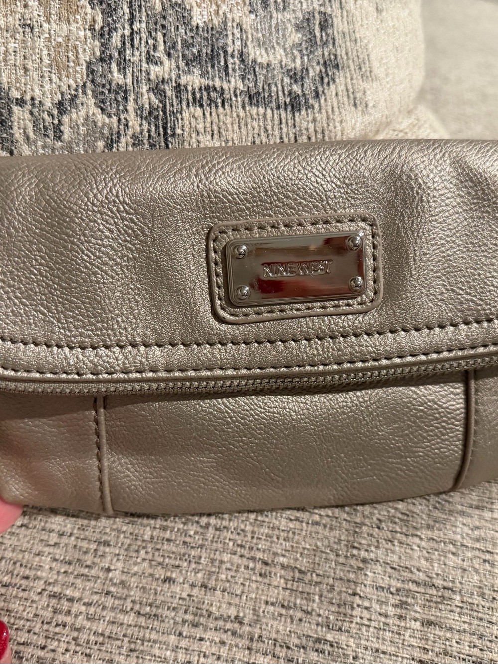 Nine West Metallic Pewter Leather Wristlet Wallet Clutch Organizer Zip Around